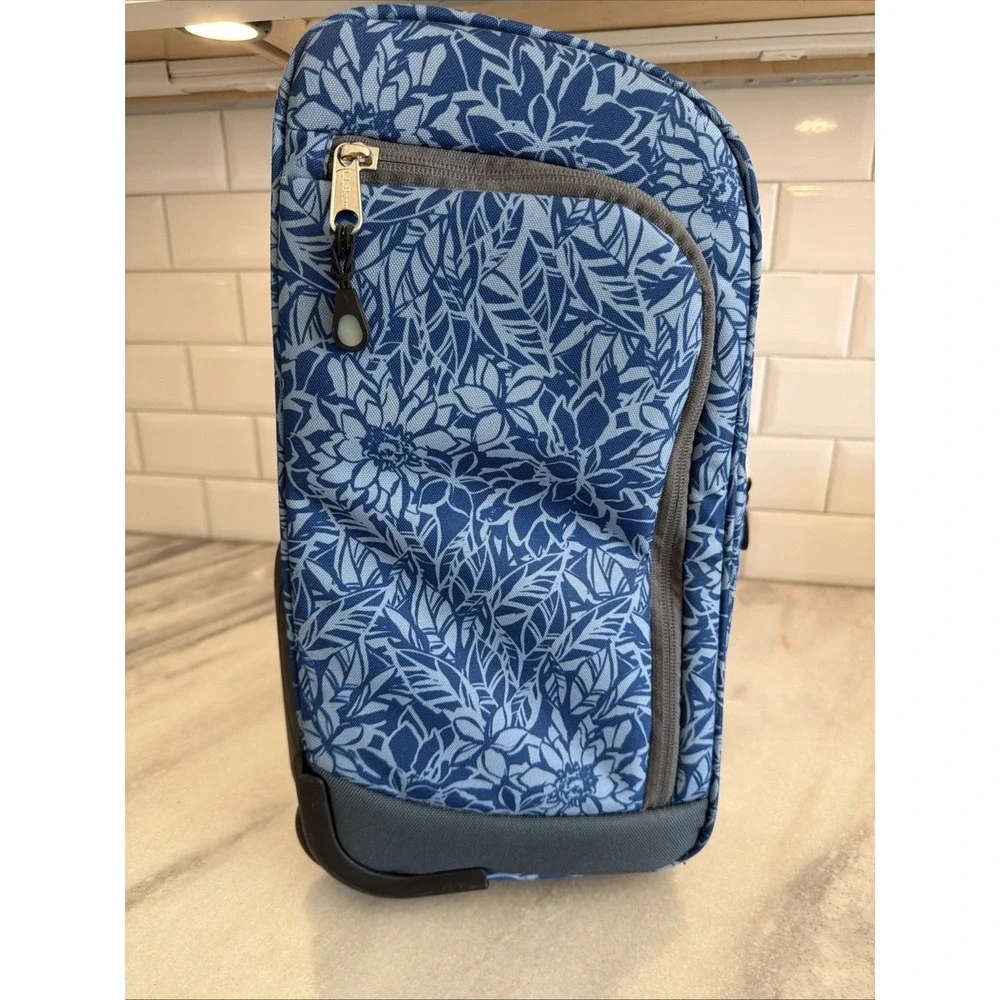 LL Bean Rolling Tote‎ Excellent Condition OLA007